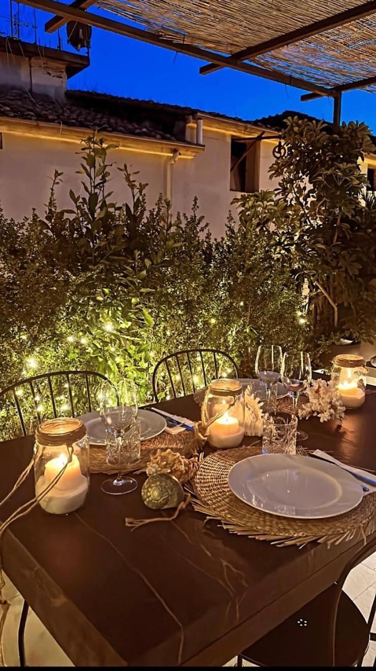 La Casa Di Paola Apartment ซาแลร์โน ภายนอก รูปภาพ